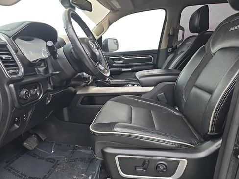 Used 2019 RAM 1500 Laramie AWD/4WD image 15