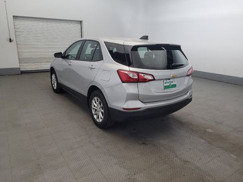 Used 2019 Chevrolet Equinox LS FWD image 5