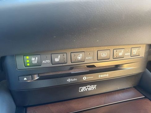 Used 2022 Lexus ES 300h Ultra Luxury image 23