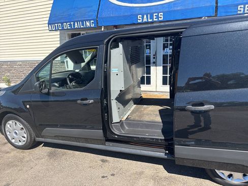 Used 2015 Ford Transit Connect XLT FWD image 23