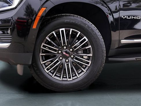 Used 2026 GMC Yukon XL Elevation image 4