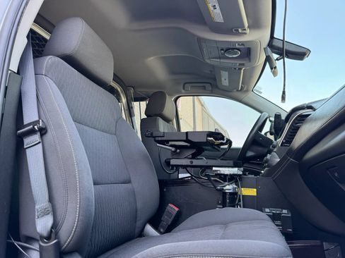 Used 2020 Chevrolet Tahoe 2WD image 29