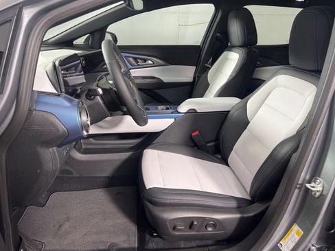 New 2026 Chevrolet Equinox EV LT image 10