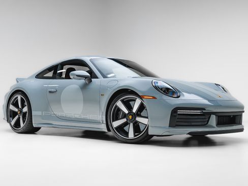 Used 2023 Porsche 911 Sport Classic RWD image 29