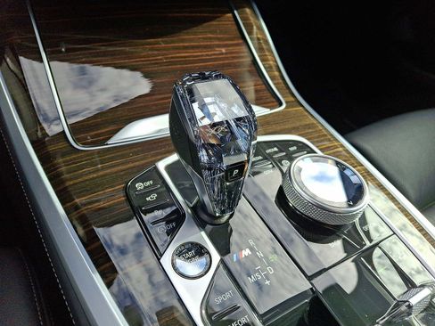 Used 2020 BMW X5 M50i w/ Executive Package image 16