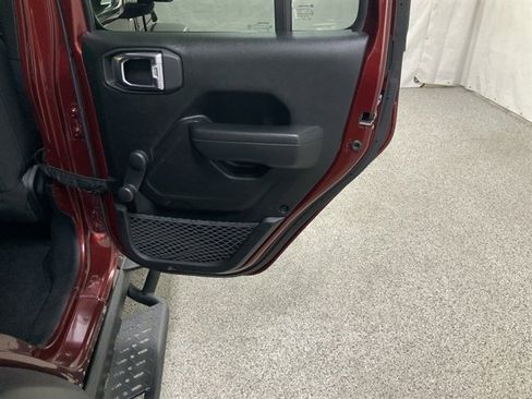 Used 2021 Jeep Wrangler Unlimited Sport image 20