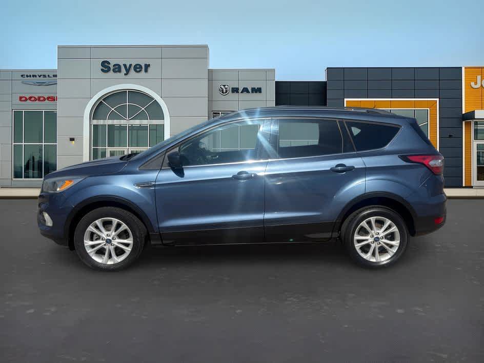 Used 2018 Ford Escape SE FWD image 4