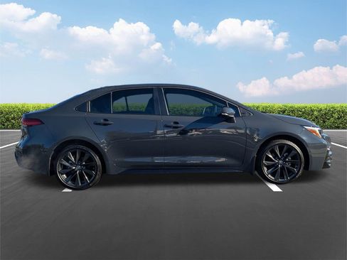 Used 2026 Toyota Corolla XSE image 3