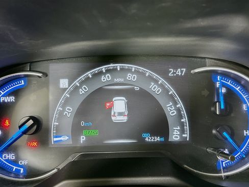 Used 2023 Toyota RAV4 LE image 19