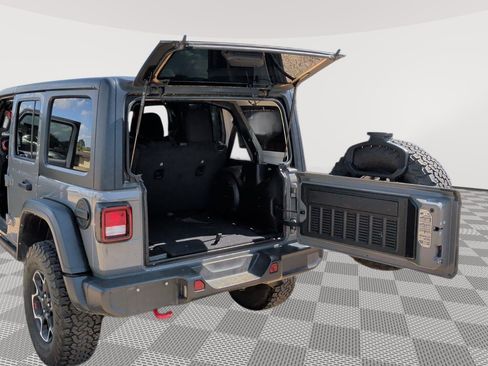Used 2023 Jeep Wrangler Unlimited Rubicon image 9