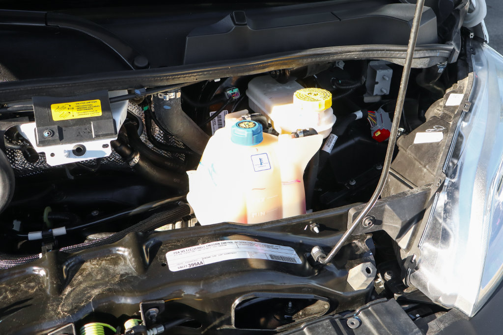Used 2025 RAM ProMaster 2500 FWD image 15