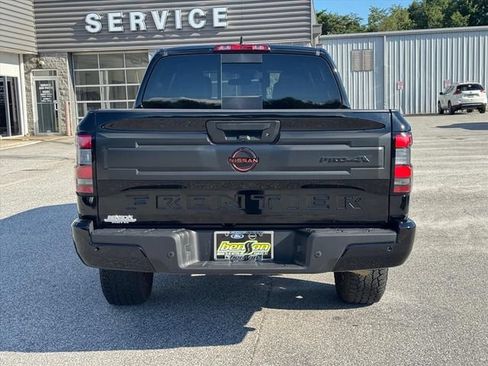 Used 2026 Nissan Frontier PRO-4X AWD/4WD image 4