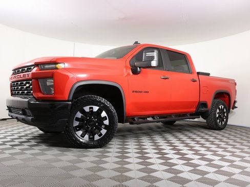 Used 2020 Chevrolet Silverado 2500 Custom w/ Custom Value Package image 1