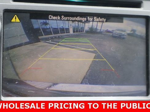 Used 2017 Buick Enclave Premium w/ Experience Buick Package image 26