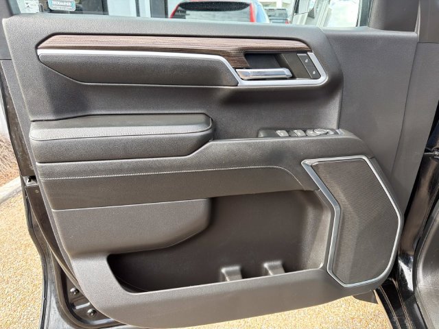 Used 2022 Chevrolet Silverado 1500 LT w/ Protection Package RWD image 22