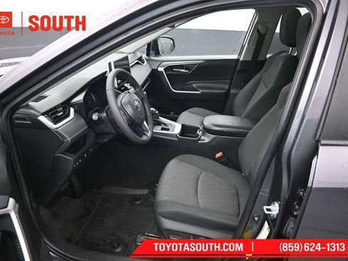 Used 2023 Toyota RAV4 XLE w/ Convenience Package AWD/4WD image 9