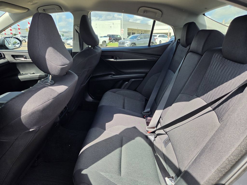 Used 2026 Toyota Camry LE FWD image 27