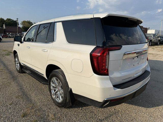 Used 2022 GMC Yukon SLT w/ SLT Premium Package AWD/4WD image 3