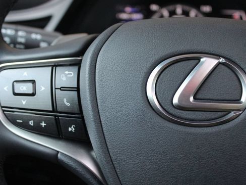 Used 2024 Lexus ES 350 w/ Premium Package FWD image 28