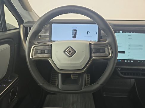 Used 2024 Rivian R1S Adventure AWD/4WD image 28