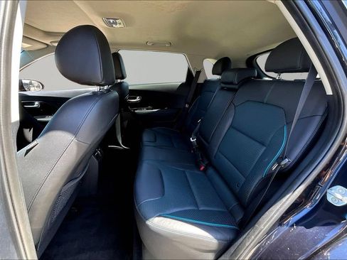 Used 2019 Kia Niro EX Premium FWD image 23