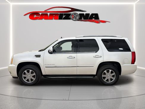 Used 2007 Cadillac Escalade AWD w/ Climate Package image 10