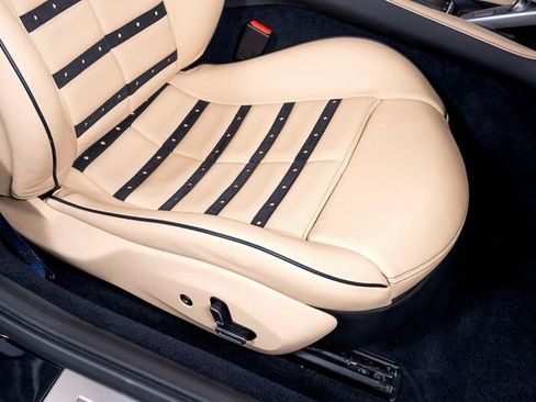 Certified 2019 Ferrari Portofino image 57