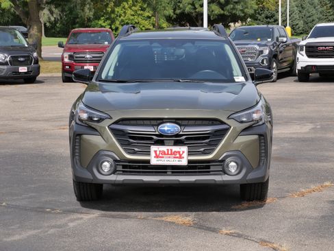 Used 2024 Subaru Outback Premium image 2