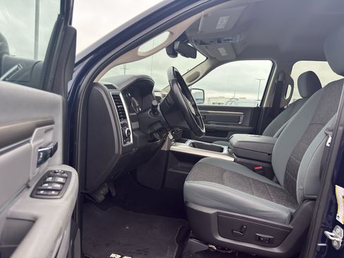 Used 2018 RAM 1500 Big Horn AWD/4WD image 12