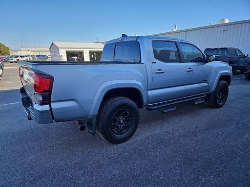 Used 2022 Toyota Tacoma SR5 image 8