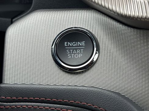 Used 2025 Ford Explorer Active w/ Active Comfort Package image 24