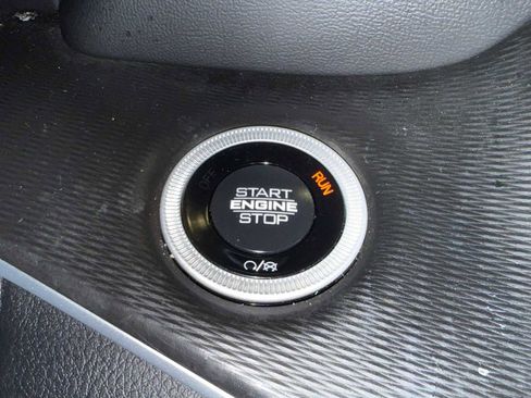 Used 2024 Jeep Grand Cherokee Laredo X w/ Luxury Tech Group I image 27