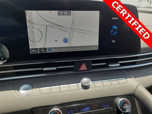 Used 2024 Hyundai Elantra SEL image 8