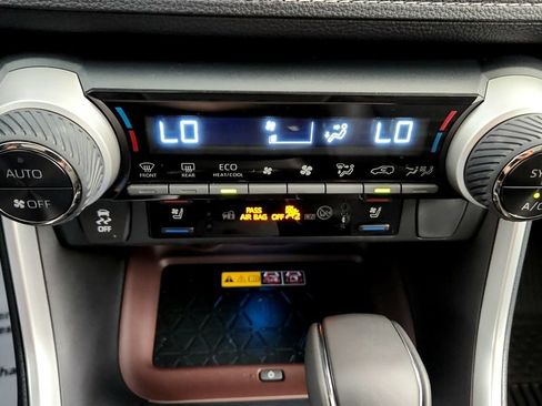 Used 2025 Toyota RAV4 Limited w/ Advanced Technology Package AWD/4WD image 24