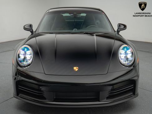 Used 2025 Porsche 911 Carrera image 7