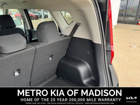 Used 2021 Kia Soul LX image 26