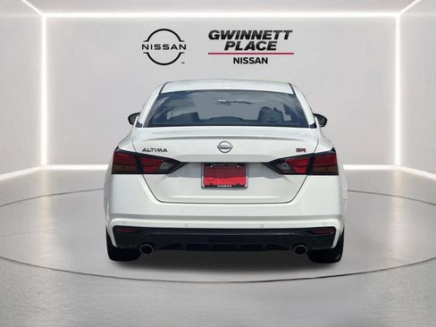 Certified 2024 Nissan Altima 2.5 SR FWD image 24