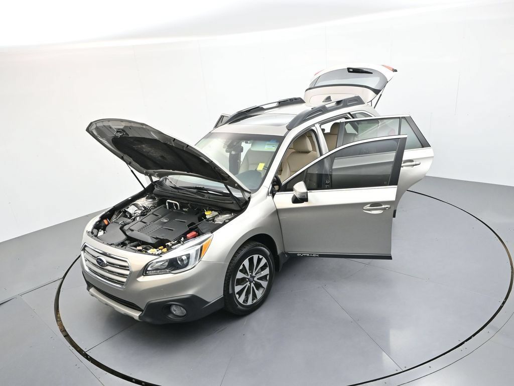 Used 2017 Subaru Outback 3.6R Limited AWD/4WD image 34