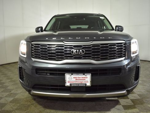 Used 2020 Kia Telluride S w/ S 8 Passenger Seating Package image 2