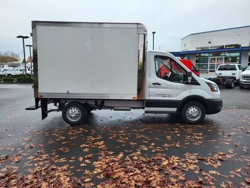 Used 2024 Ford Transit 350 AWD image 7