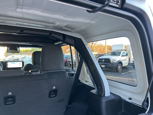 New 2026 Jeep Wrangler Unlimited Rubicon w/ Safety Group image 40