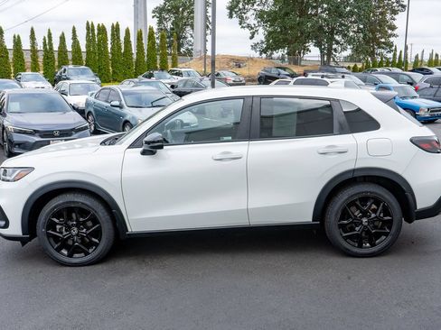 Certified 2024 Honda HR-V Sport image 8