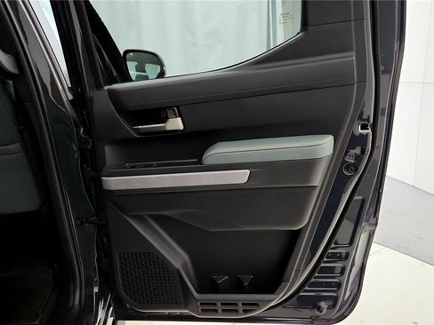 Certified 2025 Toyota Tacoma 4x4 Double Cab Hybrid image 30