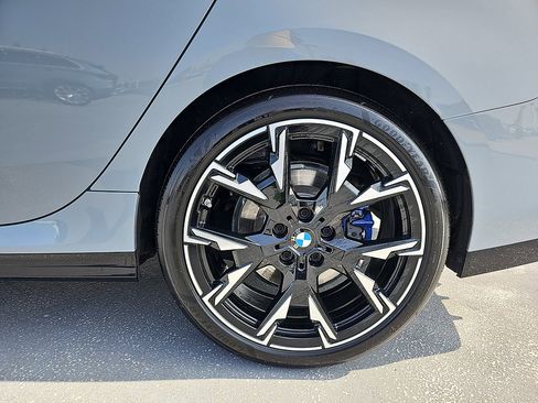 Used 2025 BMW 228i xDrive w/ M Sport Package AWD/4WD image 33