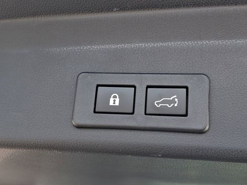 Used 2025 Subaru Ascent Onyx Edition image 29