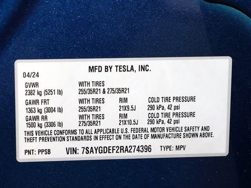 Used 2024 Tesla Model Y Performance image 37