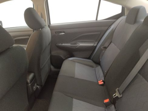 Used 2025 Nissan Versa SV FWD image 18