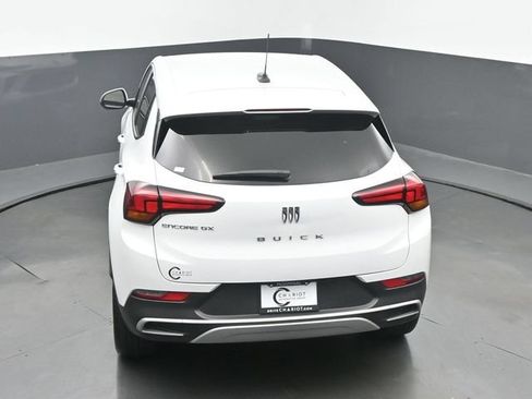 Used 2024 Buick Encore GX Preferred w/ Comfort Package FWD image 42