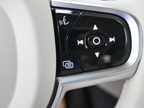 New 2026 Volvo XC90 B6 Ultra w/ Protection Package AWD/4WD image 19