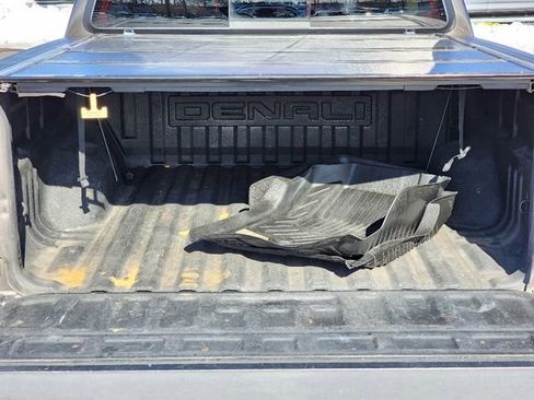 Used 2019 GMC Canyon Denali image 17